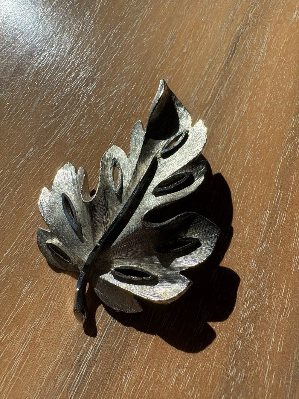 VNTG BSK Signed Brushed Silver Tone Leaf Brooch Pin Mid Century Costume Jewelry